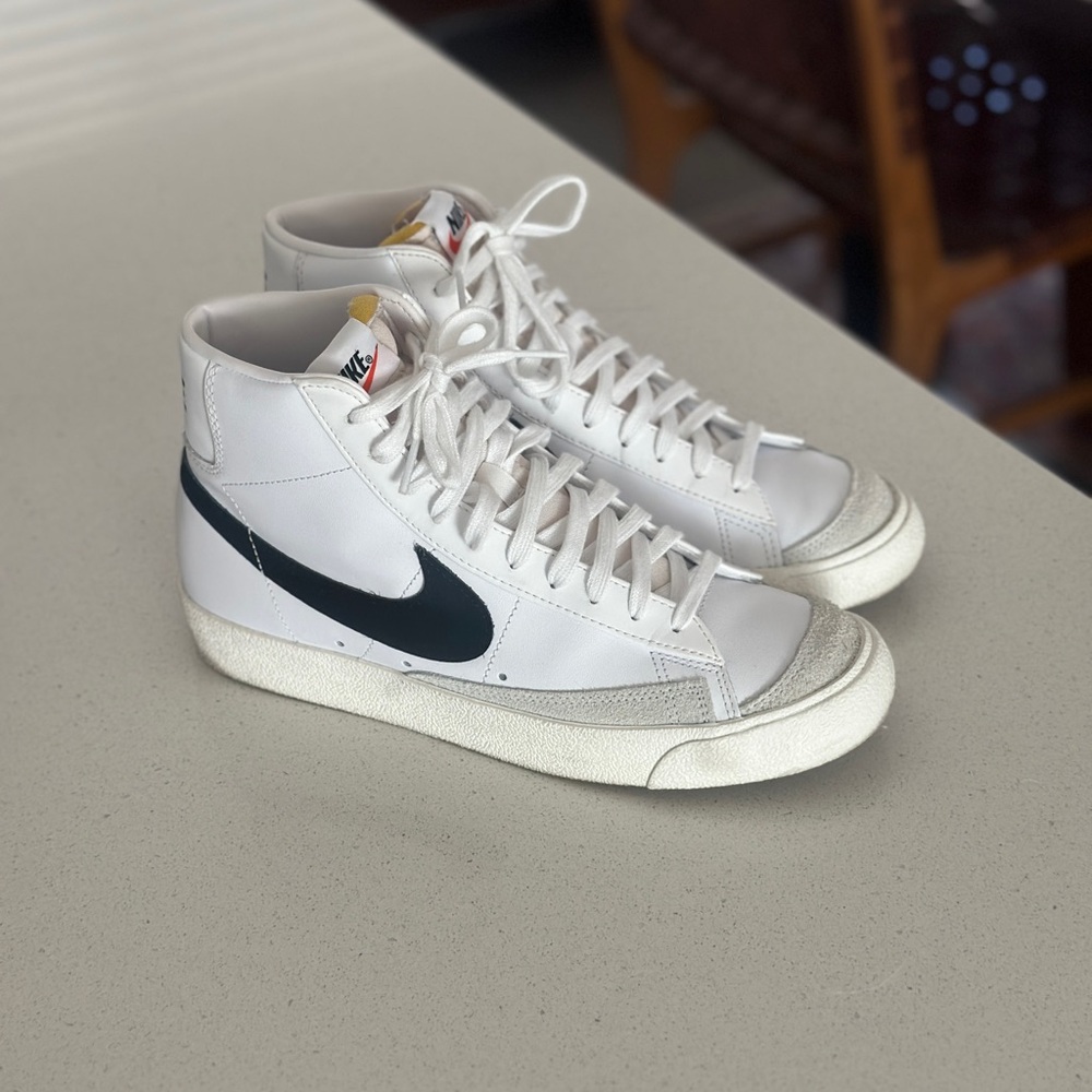 Nike Blazer High 77 White & Grey Sneakers